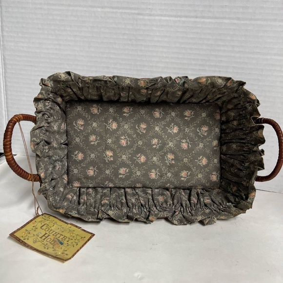 Country House Basket Lined Gray Floral - Picture 4 of 12